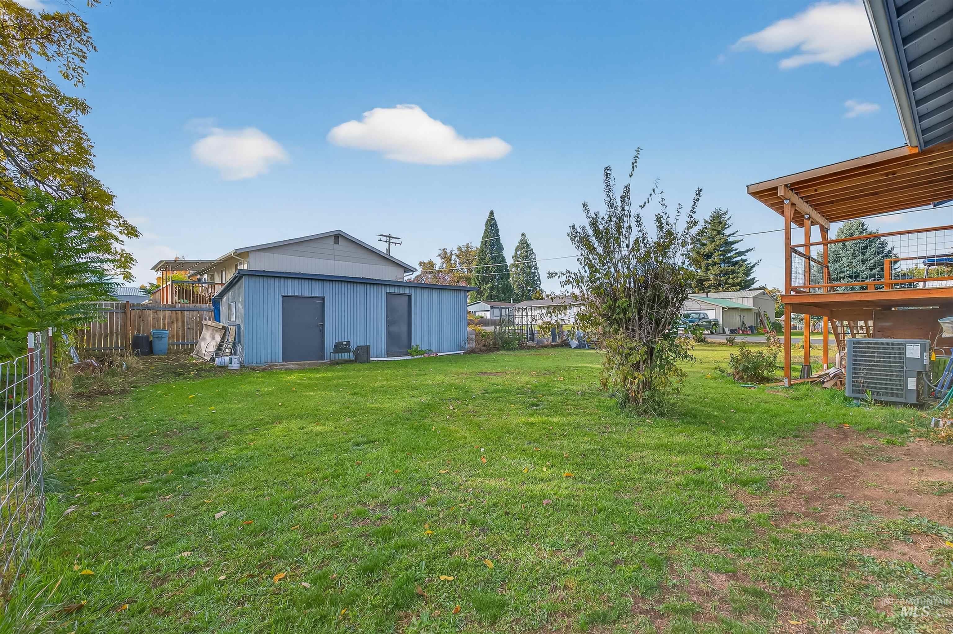 1402 Burrell Ave, Lewiston, Idaho 83501, 4 Bedrooms, 2 Bathrooms, Residential For Sale, Price $379,000, 98966074