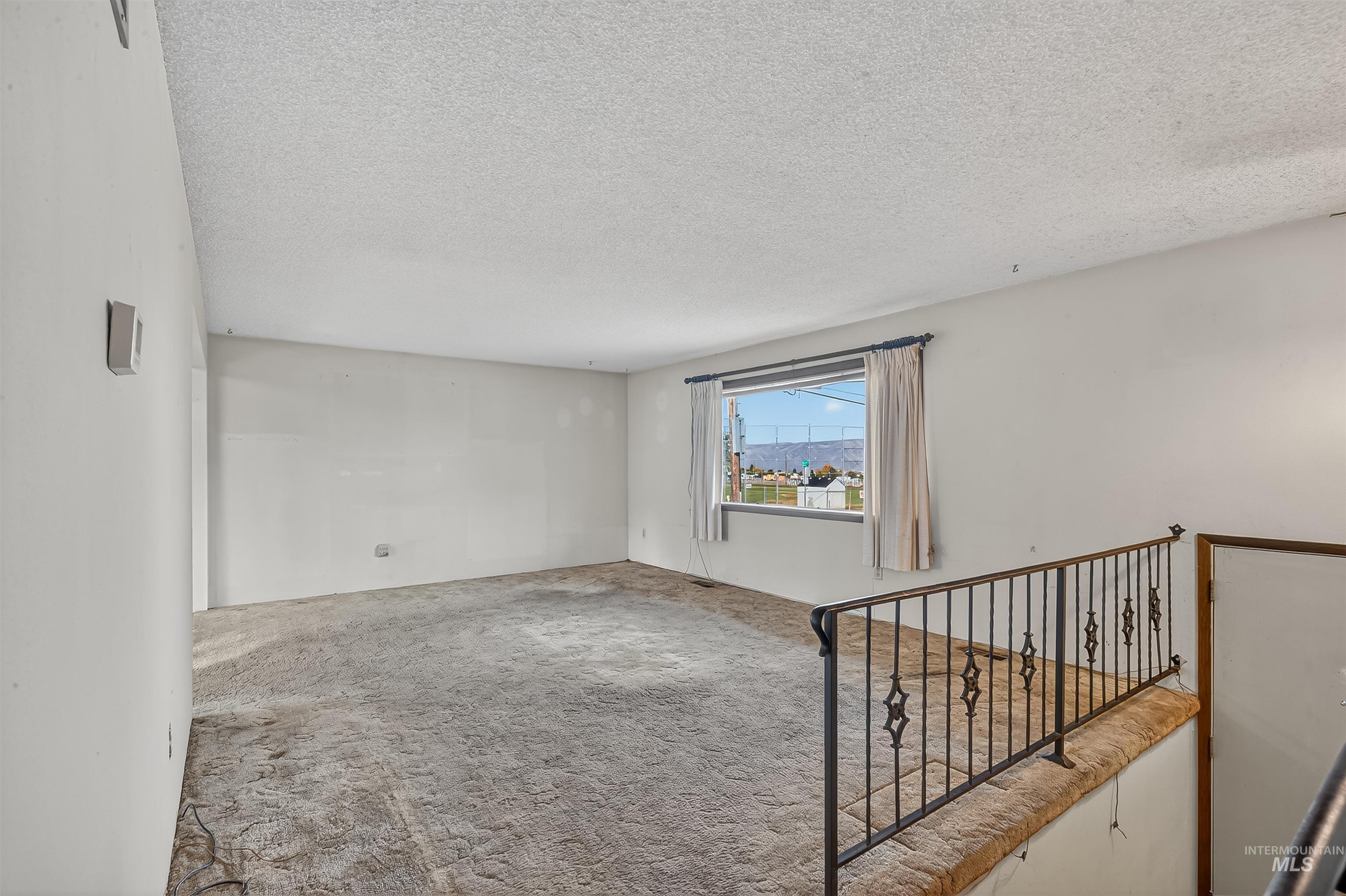 1402 Burrell Ave, Lewiston, Idaho 83501, 4 Bedrooms, 2 Bathrooms, Residential For Sale, Price $379,000, 98966074