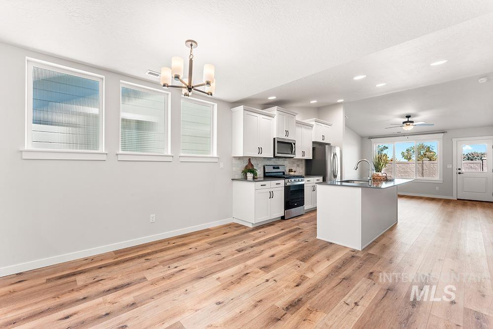 138 W Radiant Ridge Dr, Meridian, Idaho 83642, 3 Bedrooms, 2 Bathrooms, Residential For Sale, Price $430,000, 98966085