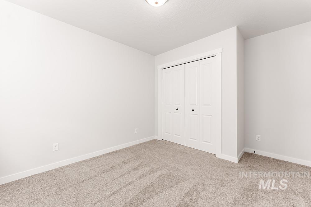 138 W Radiant Ridge Dr, Meridian, Idaho 83642, 3 Bedrooms, 2 Bathrooms, Residential For Sale, Price $430,000, 98966085