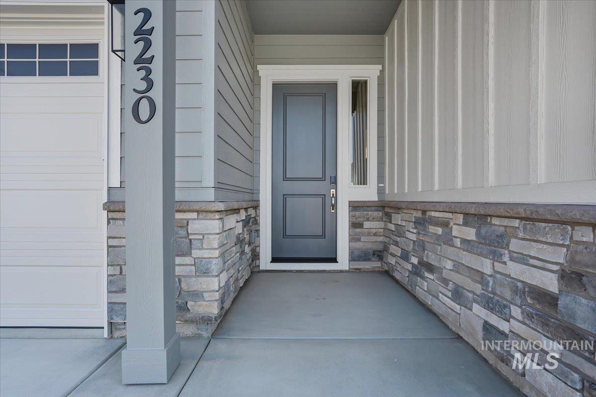 2230 N Kenora Ave, Star, Idaho 83669, 3 Bedrooms, 2.5 Bathrooms, Residential For Sale, Price $724,990, 98966086