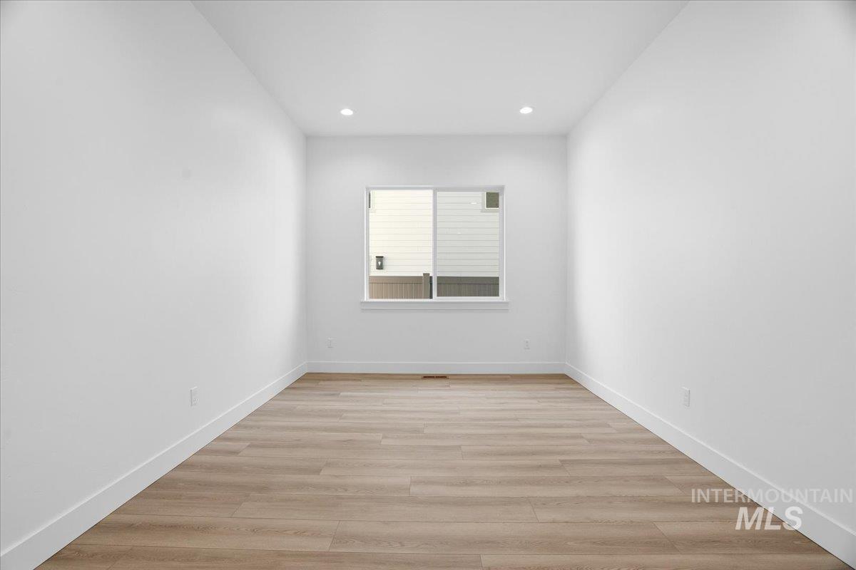 2230 N Kenora Ave, Star, Idaho 83669, 3 Bedrooms, 2.5 Bathrooms, Residential For Sale, Price $724,990, 98966086