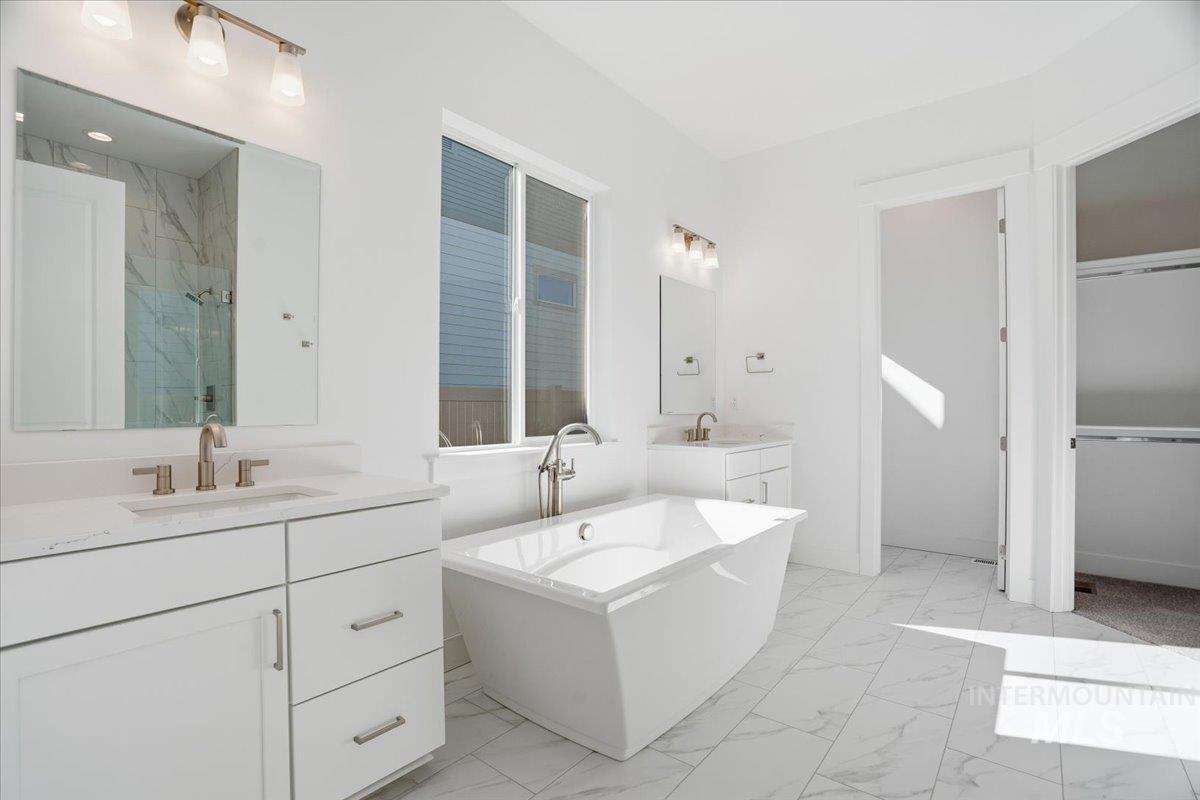 2230 N Kenora Ave, Star, Idaho 83669, 3 Bedrooms, 2.5 Bathrooms, Residential For Sale, Price $724,990, 98966086