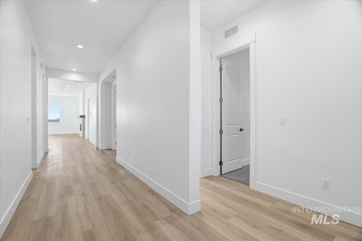 2230 N Kenora Ave, Star, Idaho 83669, 3 Bedrooms, 2.5 Bathrooms, Residential For Sale, Price $724,990, 98966086