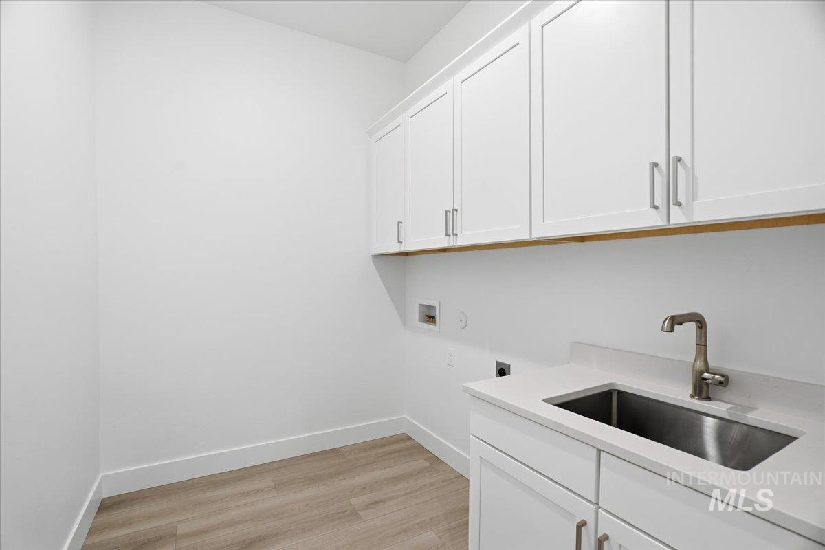 2230 N Kenora Ave, Star, Idaho 83669, 3 Bedrooms, 2.5 Bathrooms, Residential For Sale, Price $724,990, 98966086