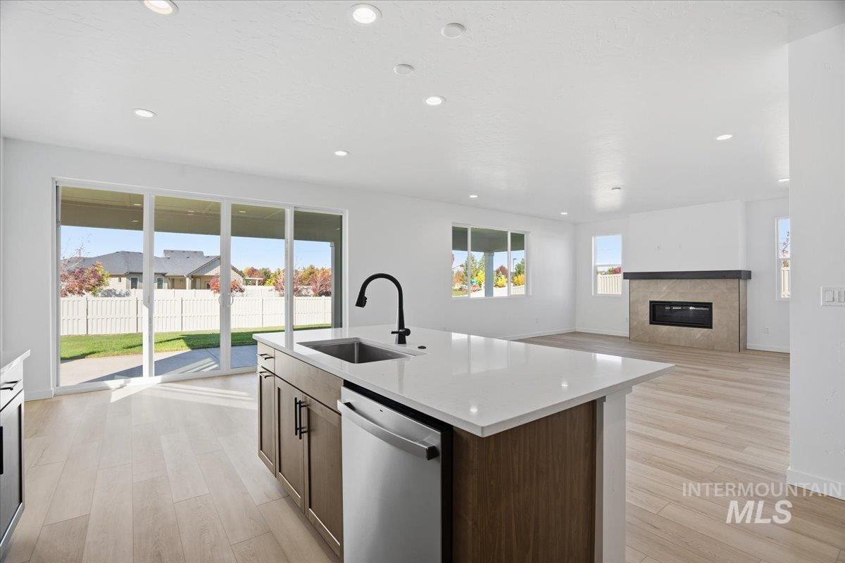 1198 Stirling Meadows Ct, Middleton, Idaho 83644, 5 Bedrooms, 3 Bathrooms, Residential For Sale, Price $584,990, 98966091