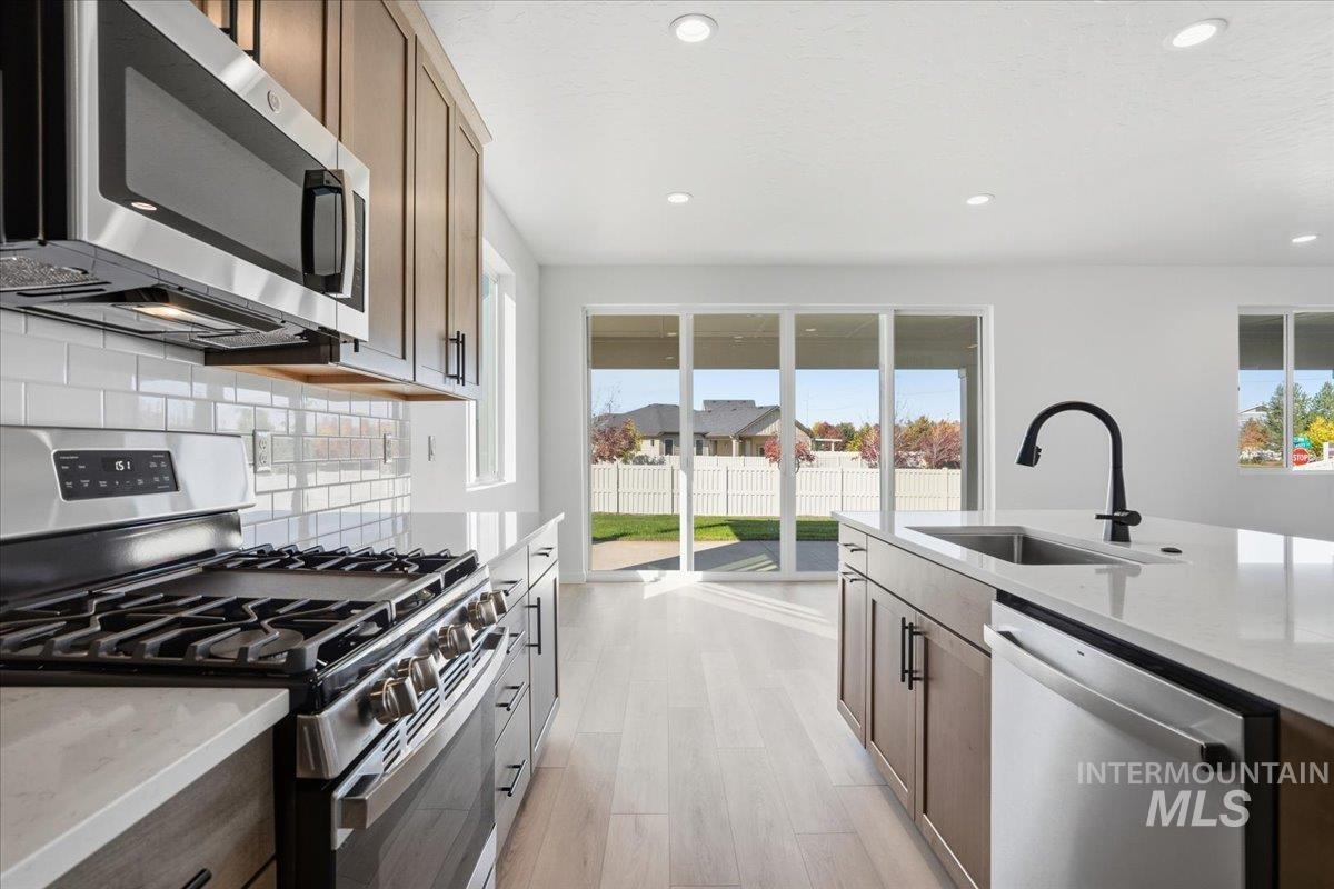 1198 Stirling Meadows Ct, Middleton, Idaho 83644, 5 Bedrooms, 3 Bathrooms, Residential For Sale, Price $584,990, 98966091