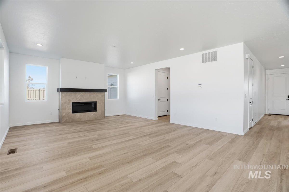 1198 Stirling Meadows Ct, Middleton, Idaho 83644, 5 Bedrooms, 3 Bathrooms, Residential For Sale, Price $584,990, 98966091