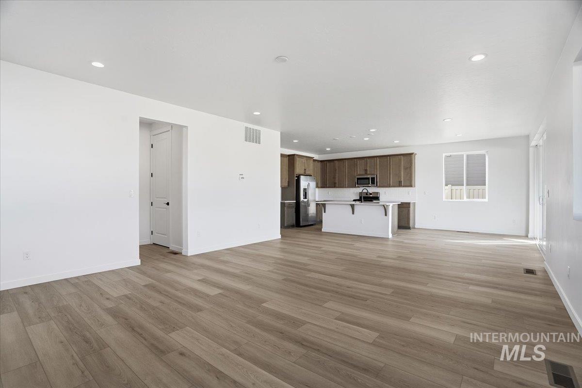 1198 Stirling Meadows Ct, Middleton, Idaho 83644, 5 Bedrooms, 3 Bathrooms, Residential For Sale, Price $584,990, 98966091