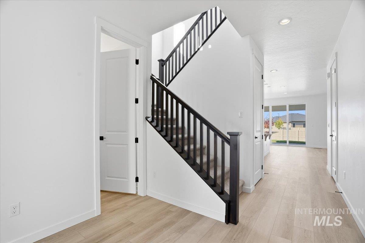 1198 Stirling Meadows Ct, Middleton, Idaho 83644, 5 Bedrooms, 3 Bathrooms, Residential For Sale, Price $584,990, 98966091