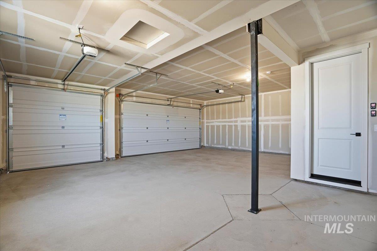 1198 Stirling Meadows Ct, Middleton, Idaho 83644, 5 Bedrooms, 3 Bathrooms, Residential For Sale, Price $584,990, 98966091