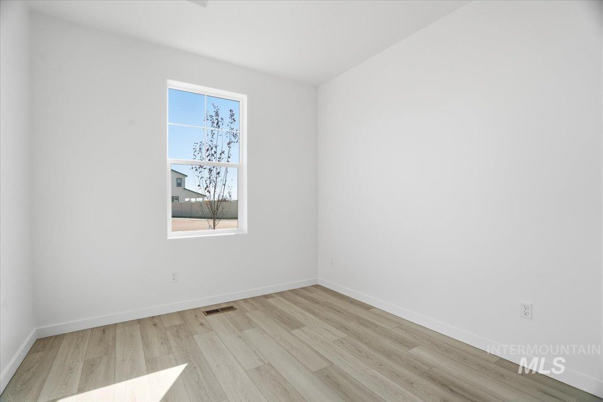 1198 Stirling Meadows Ct, Middleton, Idaho 83644, 5 Bedrooms, 3 Bathrooms, Residential For Sale, Price $584,990, 98966091