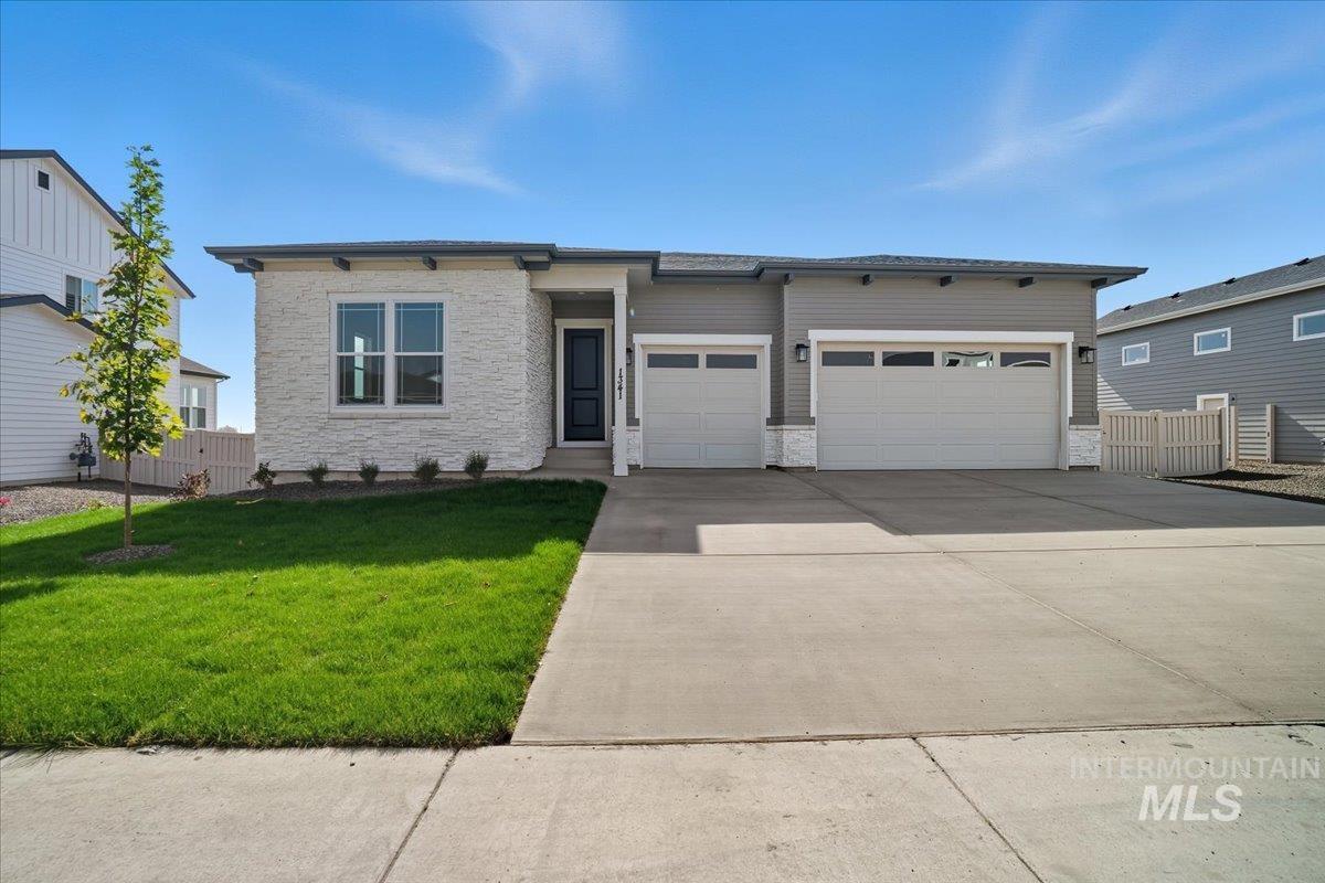 1341 White Cliffs St, Middleton, Idaho 83644, 3 Bedrooms, 3.5 Bathrooms, Residential For Sale, Price $799,990, 98966097