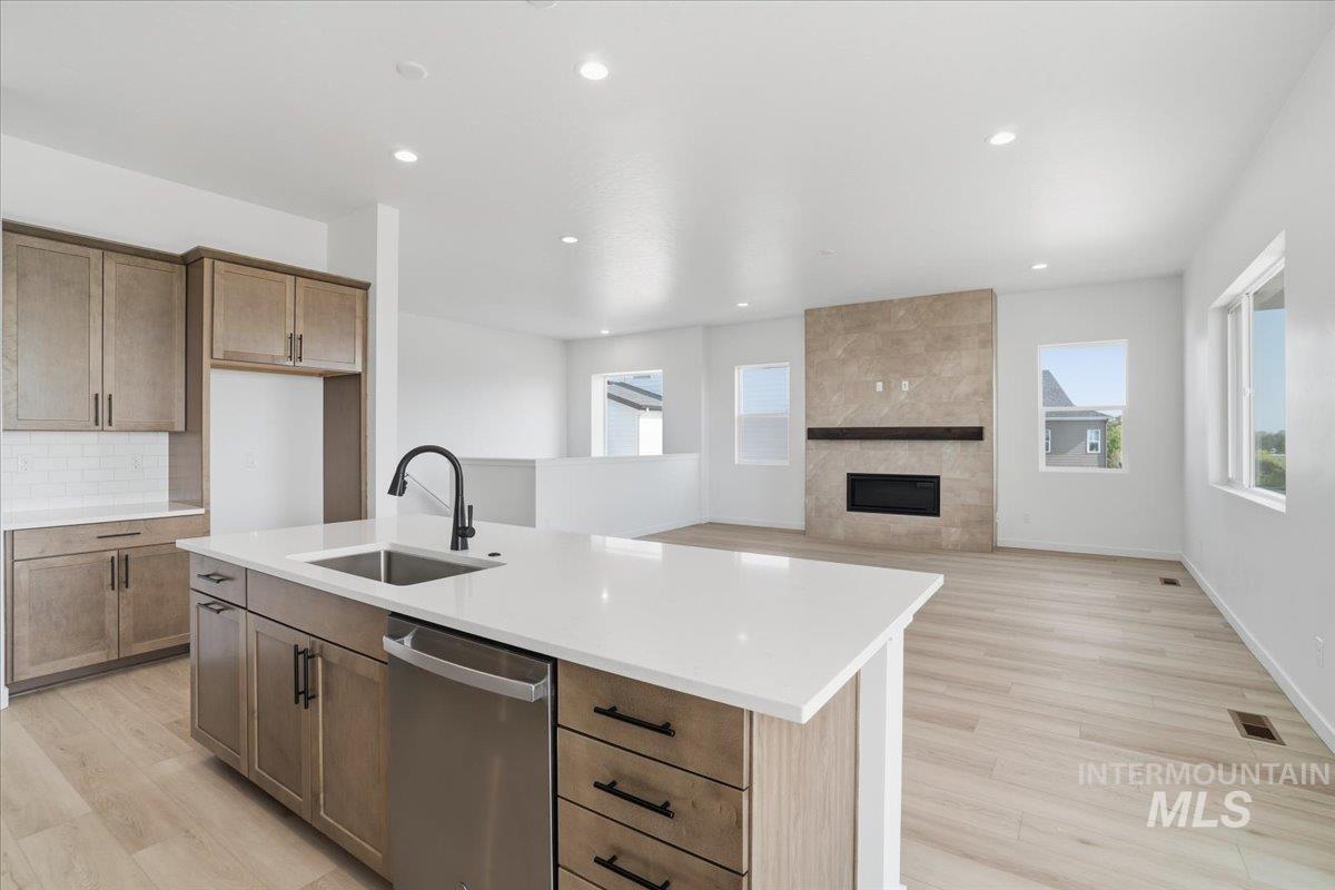 1341 White Cliffs St, Middleton, Idaho 83644, 3 Bedrooms, 3.5 Bathrooms, Residential For Sale, Price $799,990, 98966097