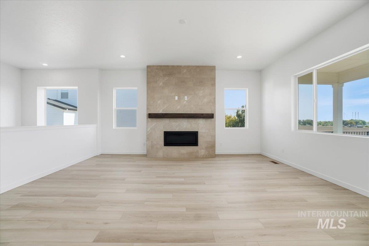 1341 White Cliffs St, Middleton, Idaho 83644, 3 Bedrooms, 3.5 Bathrooms, Residential For Sale, Price $799,990, 98966097