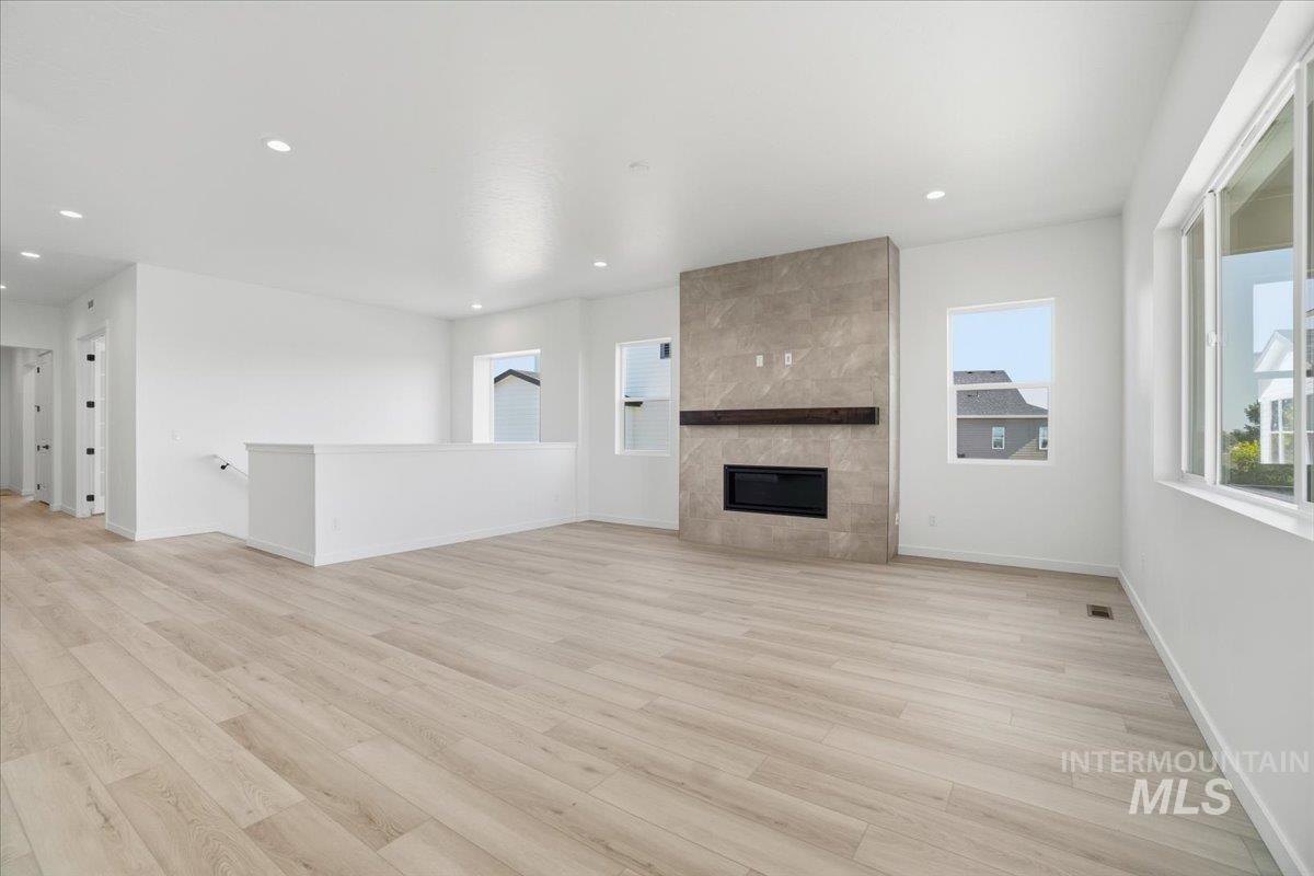 1341 White Cliffs St, Middleton, Idaho 83644, 3 Bedrooms, 3.5 Bathrooms, Residential For Sale, Price $799,990, 98966097