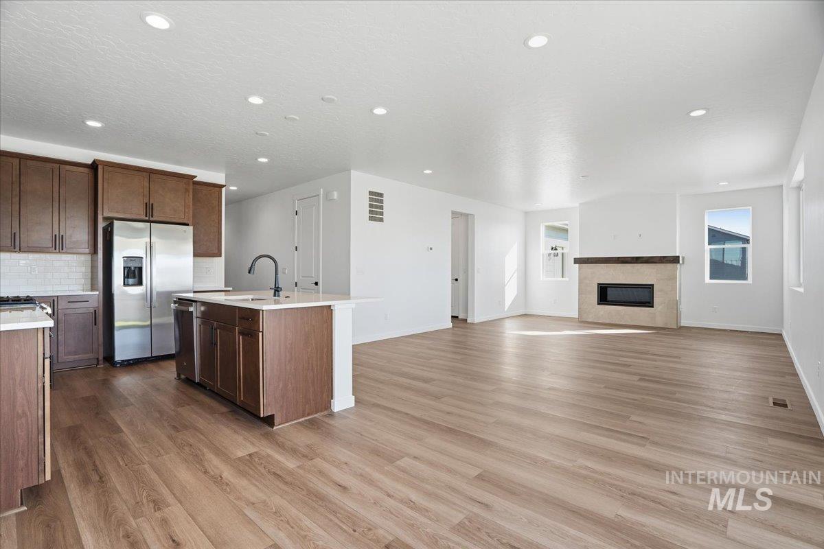 551 Thurso Ln, Middleton, Idaho 83644, 5 Bedrooms, 3 Bathrooms, Residential For Sale, Price $589,990, 98966098