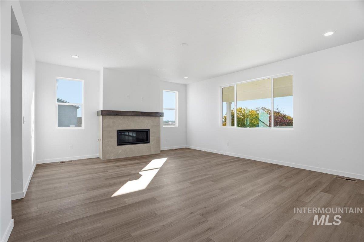 551 Thurso Ln, Middleton, Idaho 83644, 5 Bedrooms, 3 Bathrooms, Residential For Sale, Price $589,990, 98966098