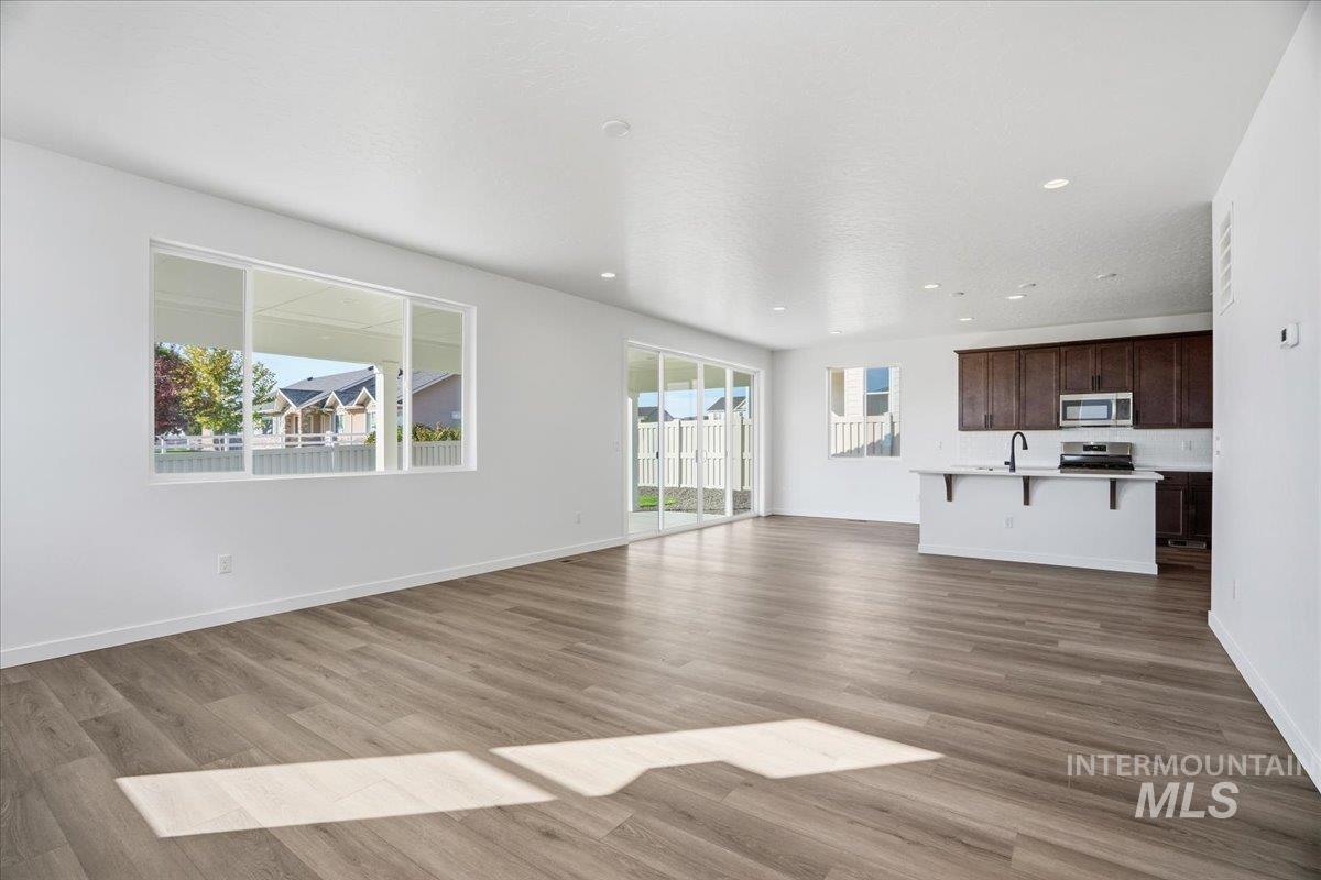 551 Thurso Ln, Middleton, Idaho 83644, 5 Bedrooms, 3 Bathrooms, Residential For Sale, Price $589,990, 98966098