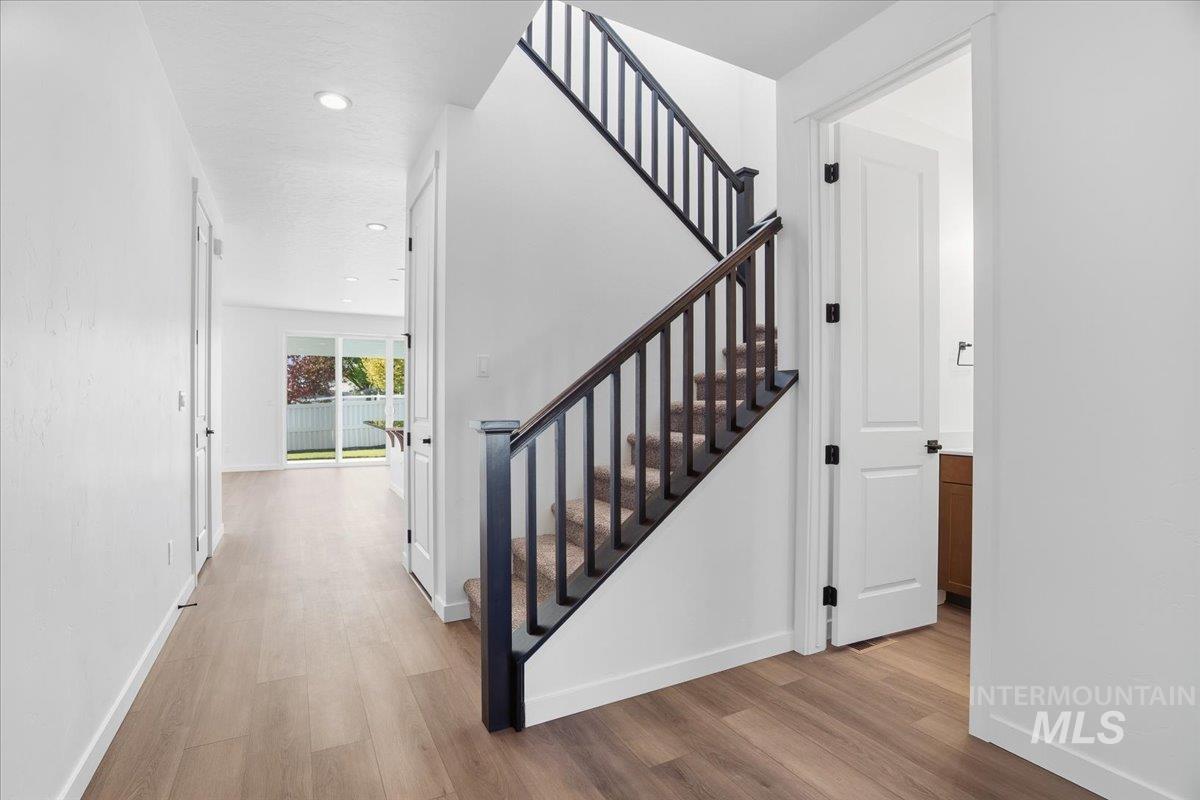 551 Thurso Ln, Middleton, Idaho 83644, 5 Bedrooms, 3 Bathrooms, Residential For Sale, Price $589,990, 98966098