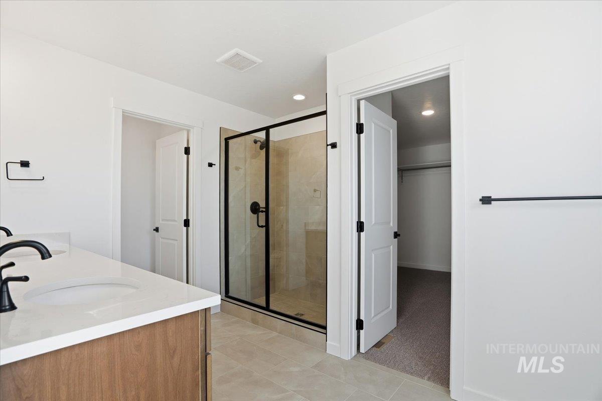 551 Thurso Ln, Middleton, Idaho 83644, 5 Bedrooms, 3 Bathrooms, Residential For Sale, Price $589,990, 98966098