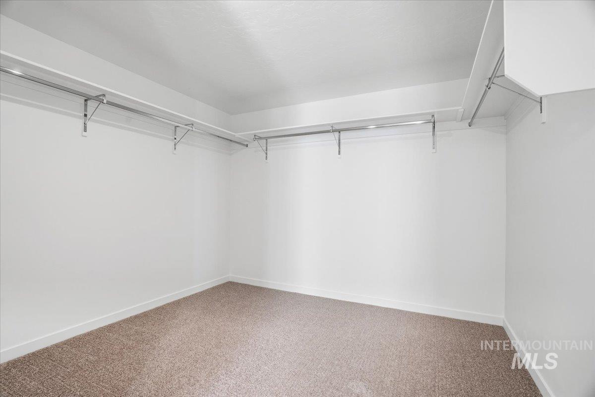 551 Thurso Ln, Middleton, Idaho 83644, 5 Bedrooms, 3 Bathrooms, Residential For Sale, Price $589,990, 98966098