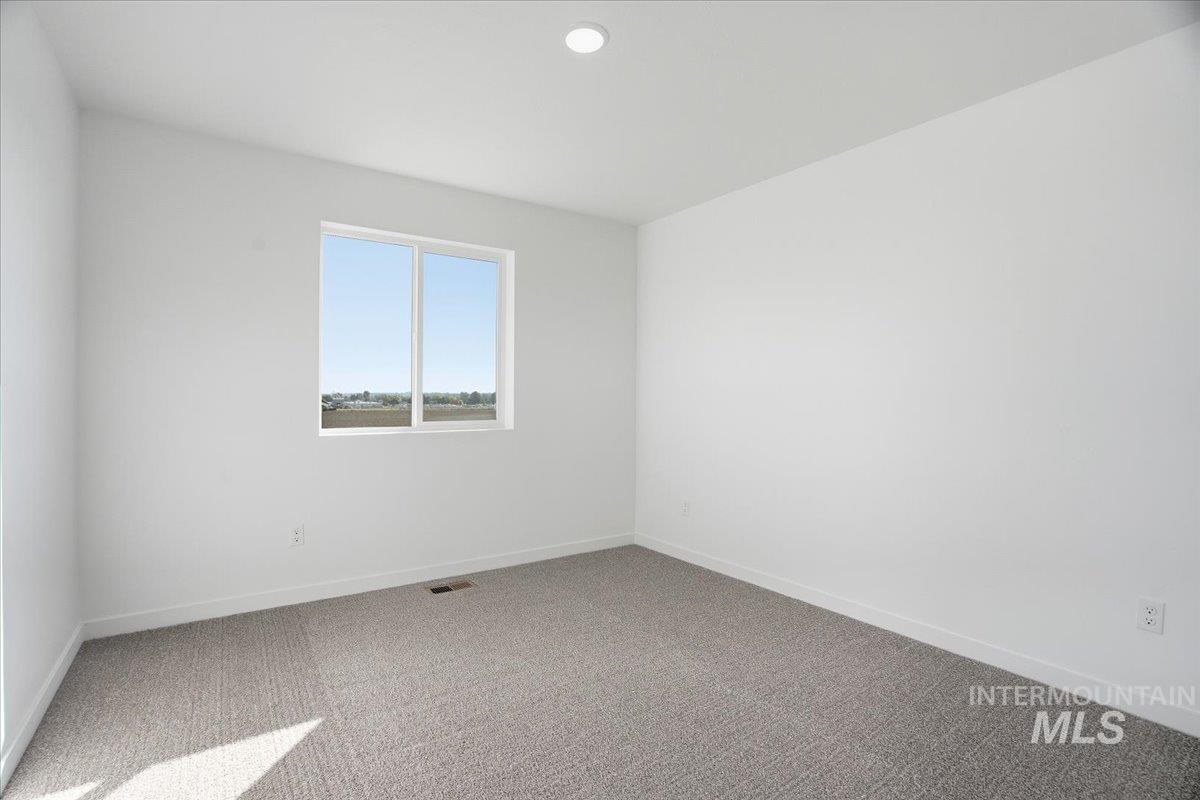 551 Thurso Ln, Middleton, Idaho 83644, 5 Bedrooms, 3 Bathrooms, Residential For Sale, Price $589,990, 98966098