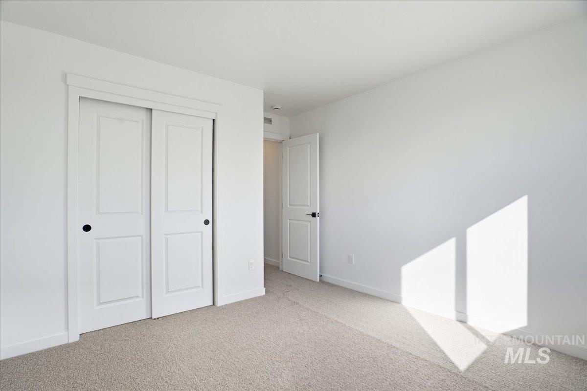 551 Thurso Ln, Middleton, Idaho 83644, 5 Bedrooms, 3 Bathrooms, Residential For Sale, Price $589,990, 98966098