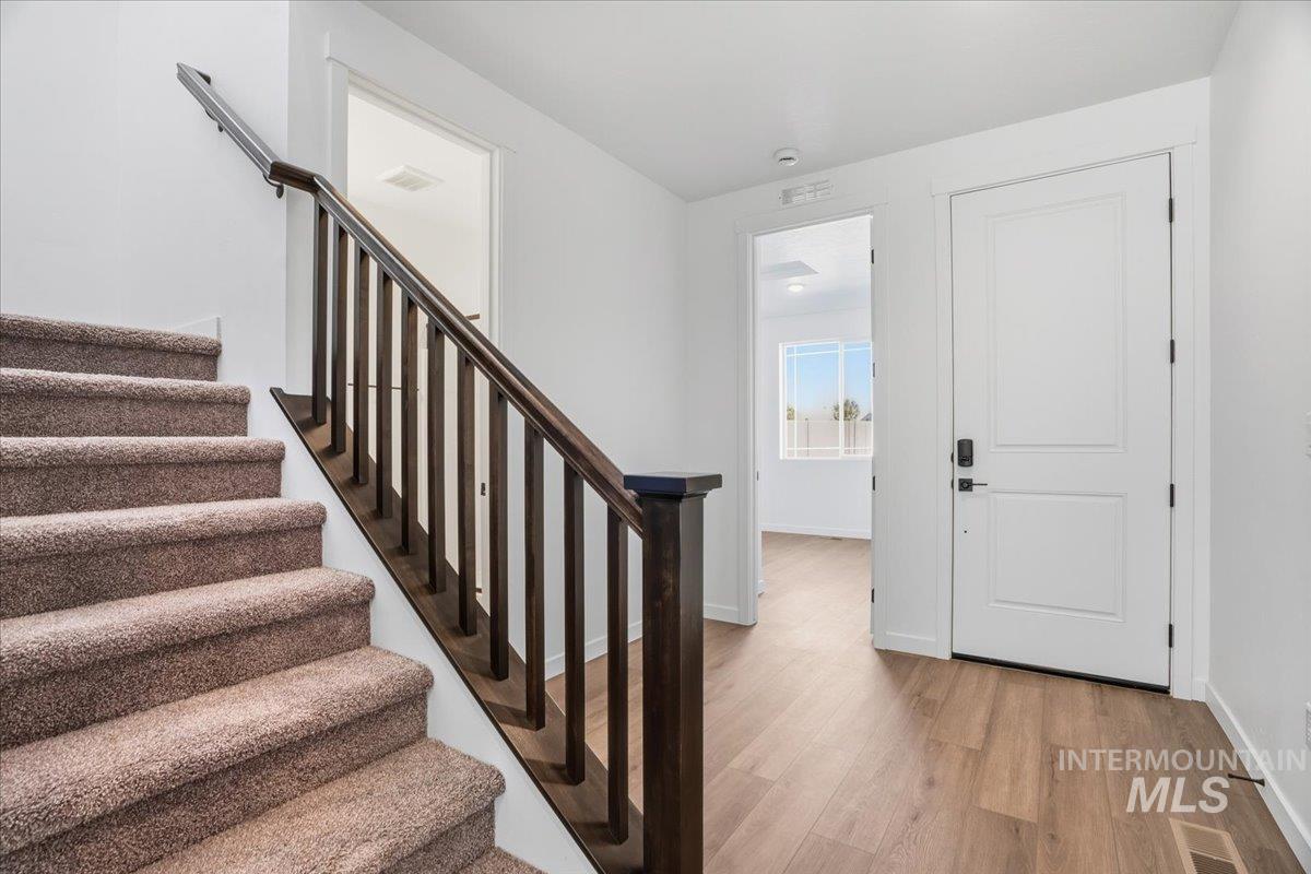 551 Thurso Ln, Middleton, Idaho 83644, 5 Bedrooms, 3 Bathrooms, Residential For Sale, Price $589,990, 98966098