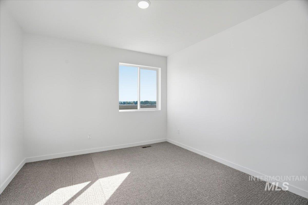 551 Thurso Ln, Middleton, Idaho 83644, 5 Bedrooms, 3 Bathrooms, Residential For Sale, Price $589,990, 98966098