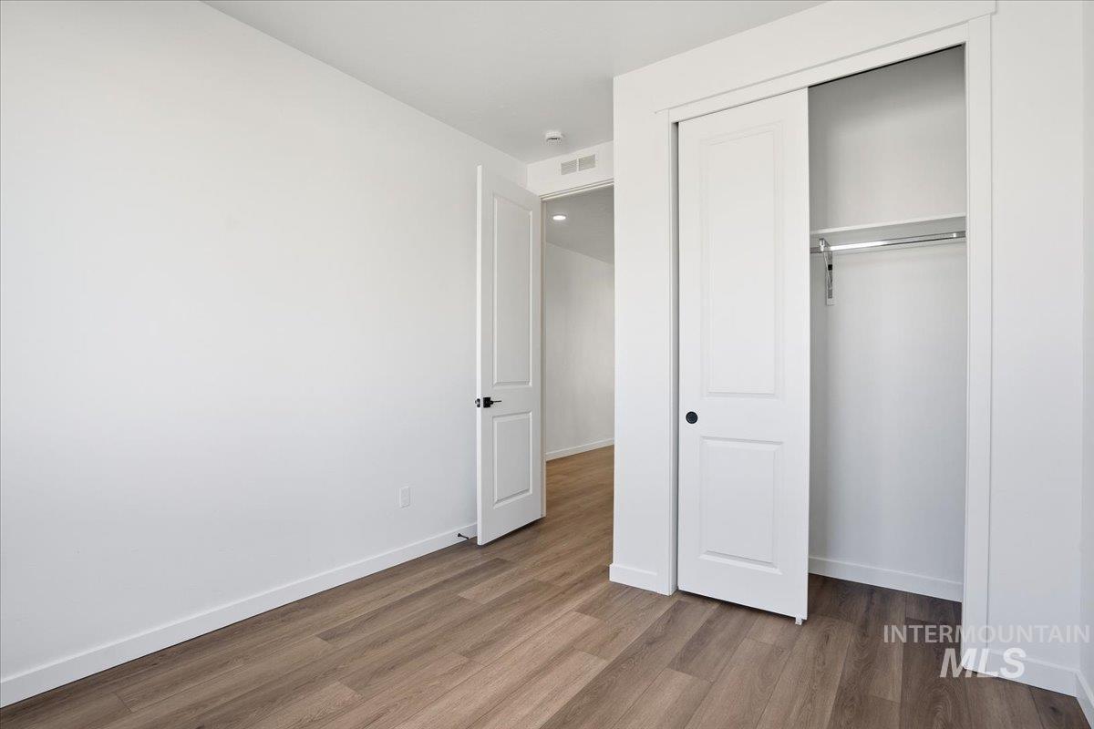 551 Thurso Ln, Middleton, Idaho 83644, 5 Bedrooms, 3 Bathrooms, Residential For Sale, Price $589,990, 98966098