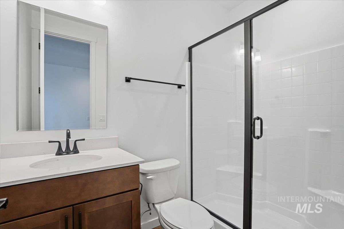 551 Thurso Ln, Middleton, Idaho 83644, 5 Bedrooms, 3 Bathrooms, Residential For Sale, Price $589,990, 98966098