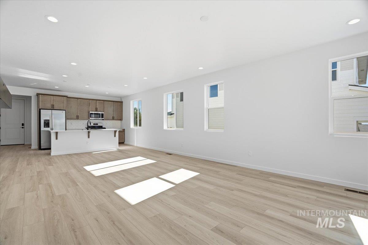 555 Thurso Ln, Middleton, Idaho 83644, 4 Bedrooms, 2 Bathrooms, Residential For Sale, Price $514,990, 98966099