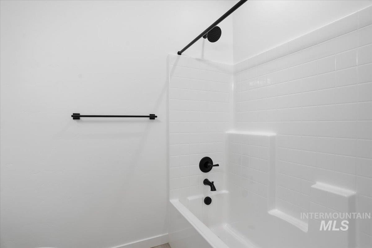 555 Thurso Ln, Middleton, Idaho 83644, 4 Bedrooms, 2 Bathrooms, Residential For Sale, Price $514,990, 98966099