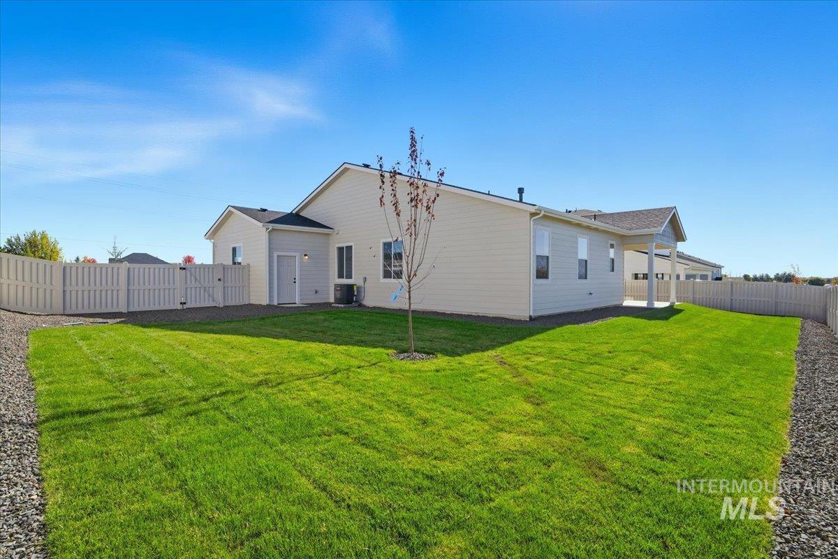 555 Thurso Ln, Middleton, Idaho 83644, 4 Bedrooms, 2 Bathrooms, Residential For Sale, Price $514,990, 98966099