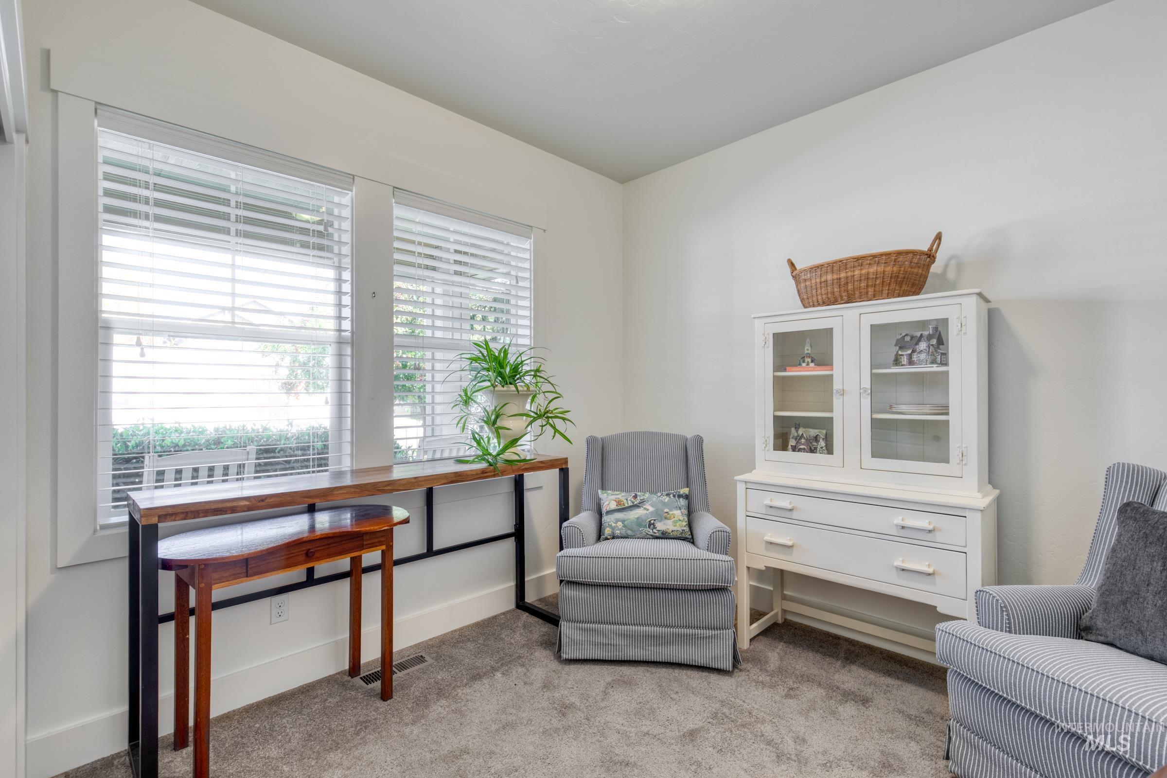 1465 W Arch Rock St., Meridian, Idaho 83646, 3 Bedrooms, 2 Bathrooms, Residential For Sale, Price $450,000, 98966105