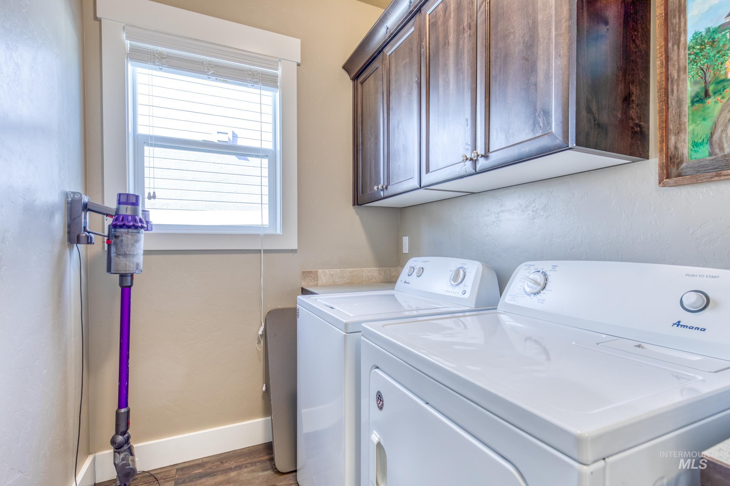 1465 W Arch Rock St., Meridian, Idaho 83646, 3 Bedrooms, 2 Bathrooms, Residential For Sale, Price $450,000, 98966105