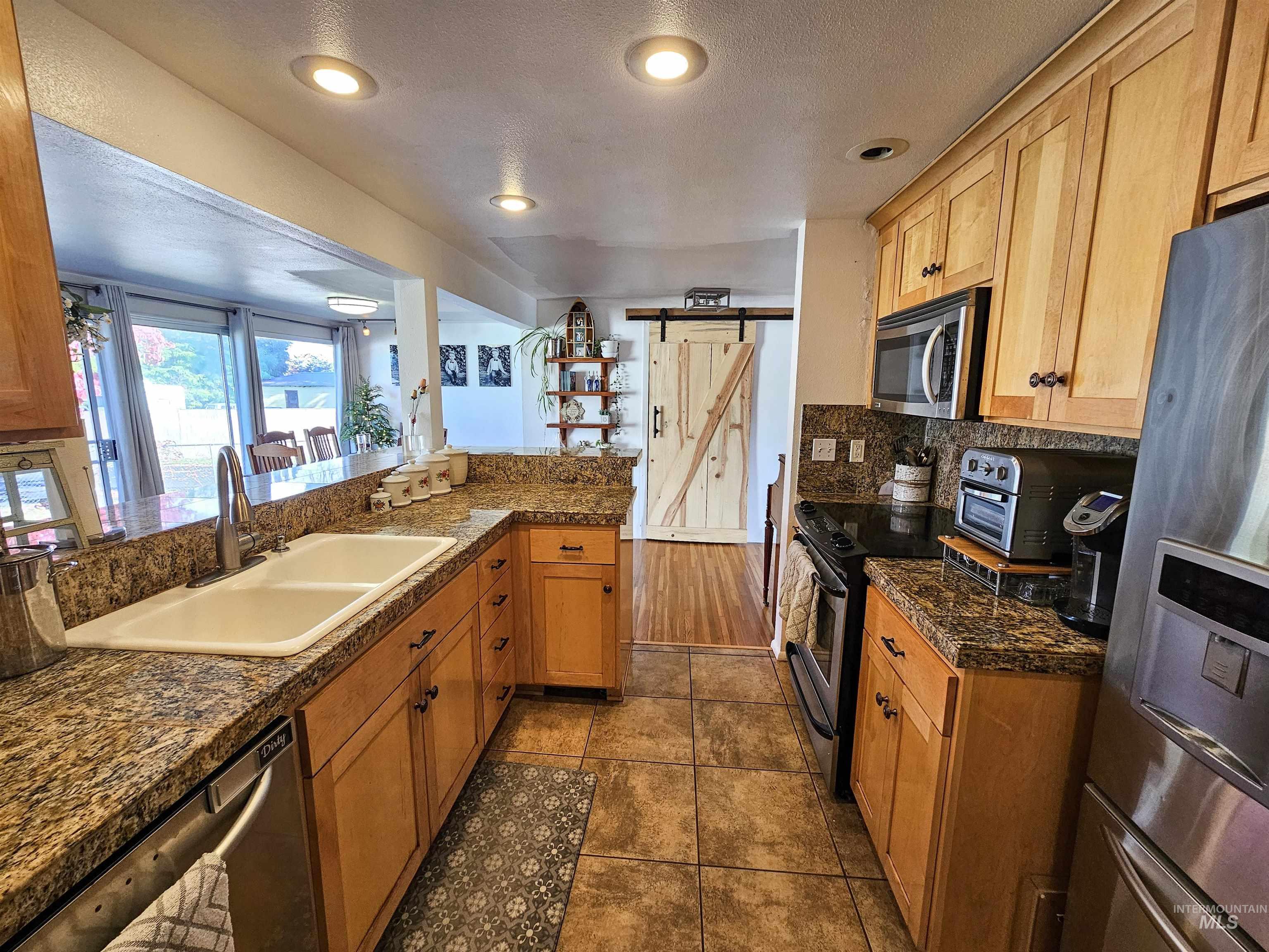 709 Park Ave., Lewiston, Idaho 83501, 3 Bedrooms, 2 Bathrooms, Residential For Sale, Price $419,000, 98966108