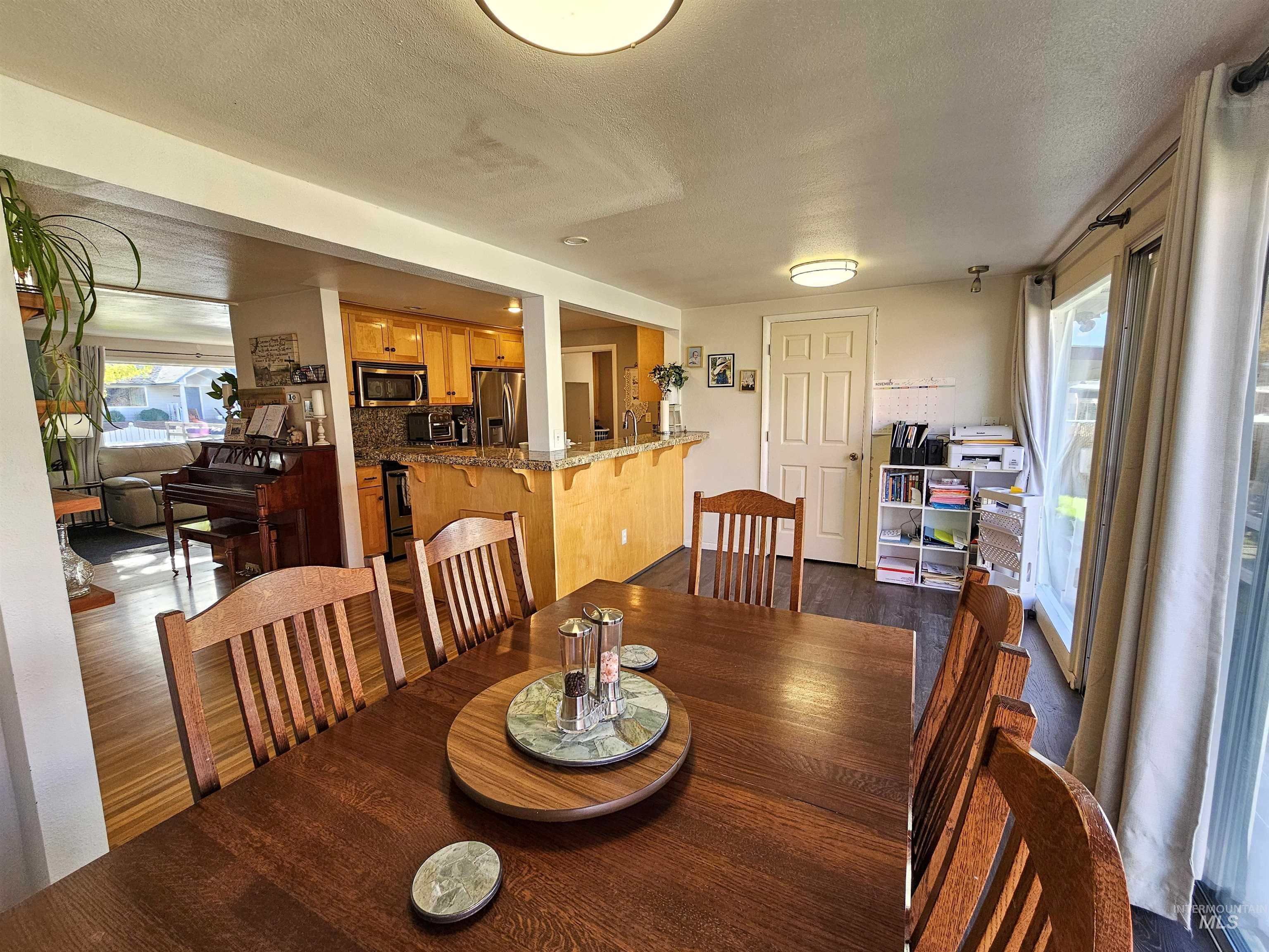 709 Park Ave., Lewiston, Idaho 83501, 3 Bedrooms, 2 Bathrooms, Residential For Sale, Price $419,000, 98966108