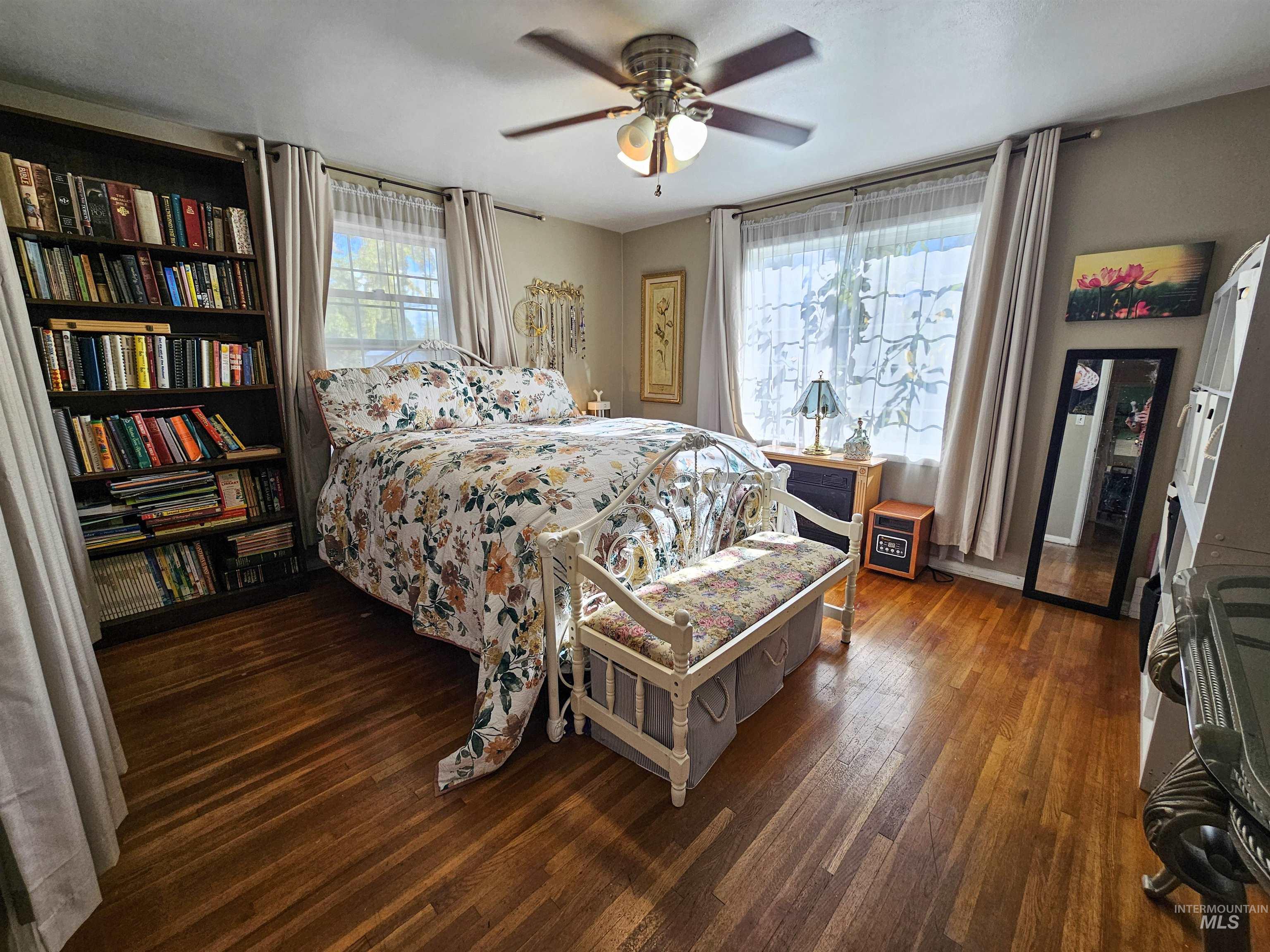 709 Park Ave., Lewiston, Idaho 83501, 3 Bedrooms, 2 Bathrooms, Residential For Sale, Price $419,000, 98966108