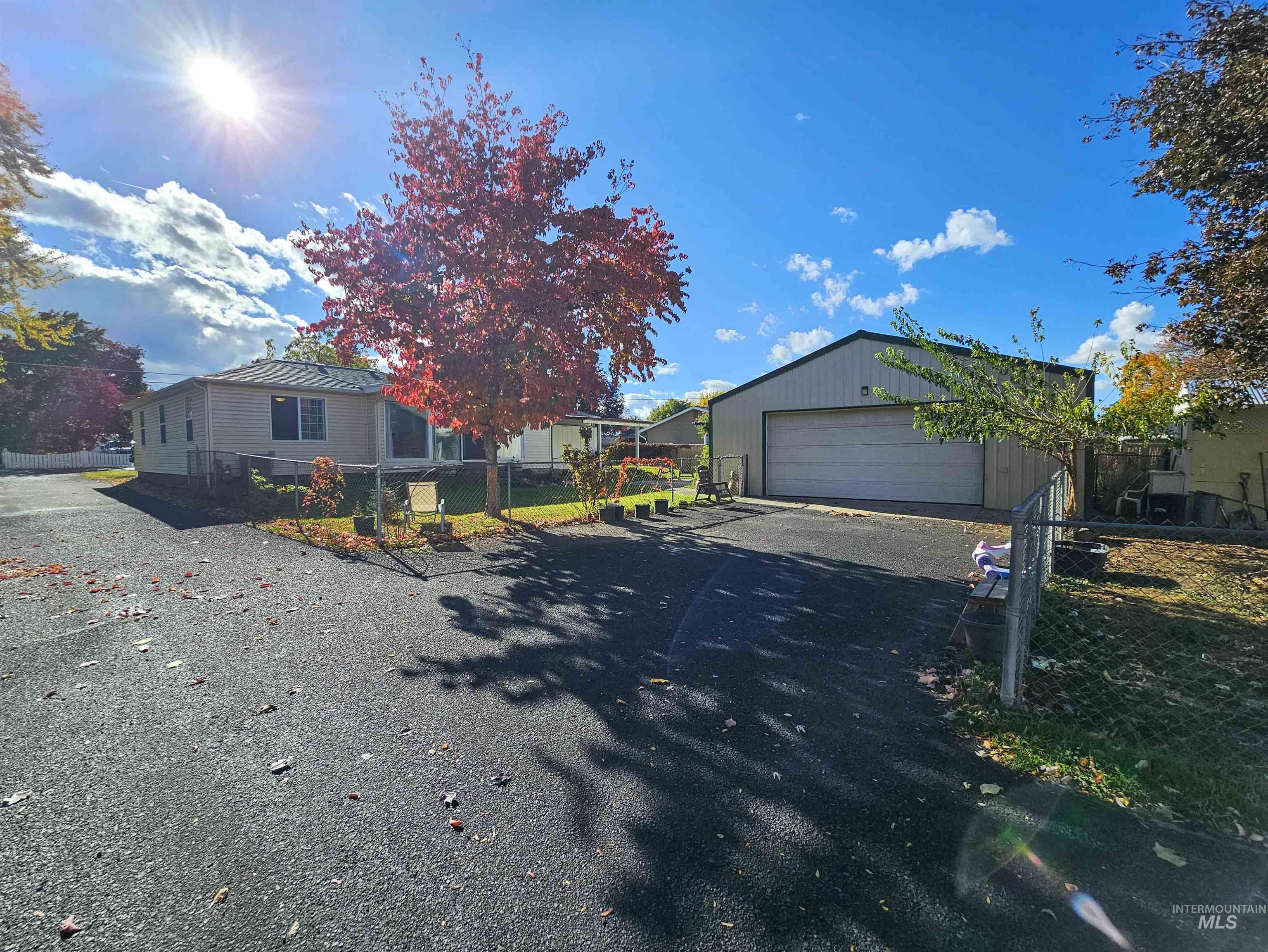 709 Park Ave., Lewiston, Idaho 83501, 3 Bedrooms, 2 Bathrooms, Residential For Sale, Price $419,000, 98966108
