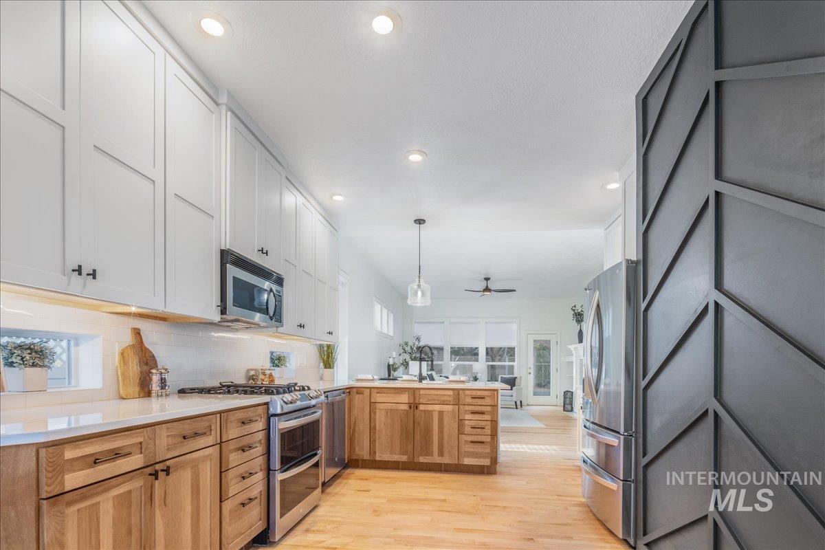 216 N Story Book Way, Eagle, Idaho 83616-4891, 5 Bedrooms, 2.5 Bathrooms, Residential For Sale, Price $750,000, 98966109