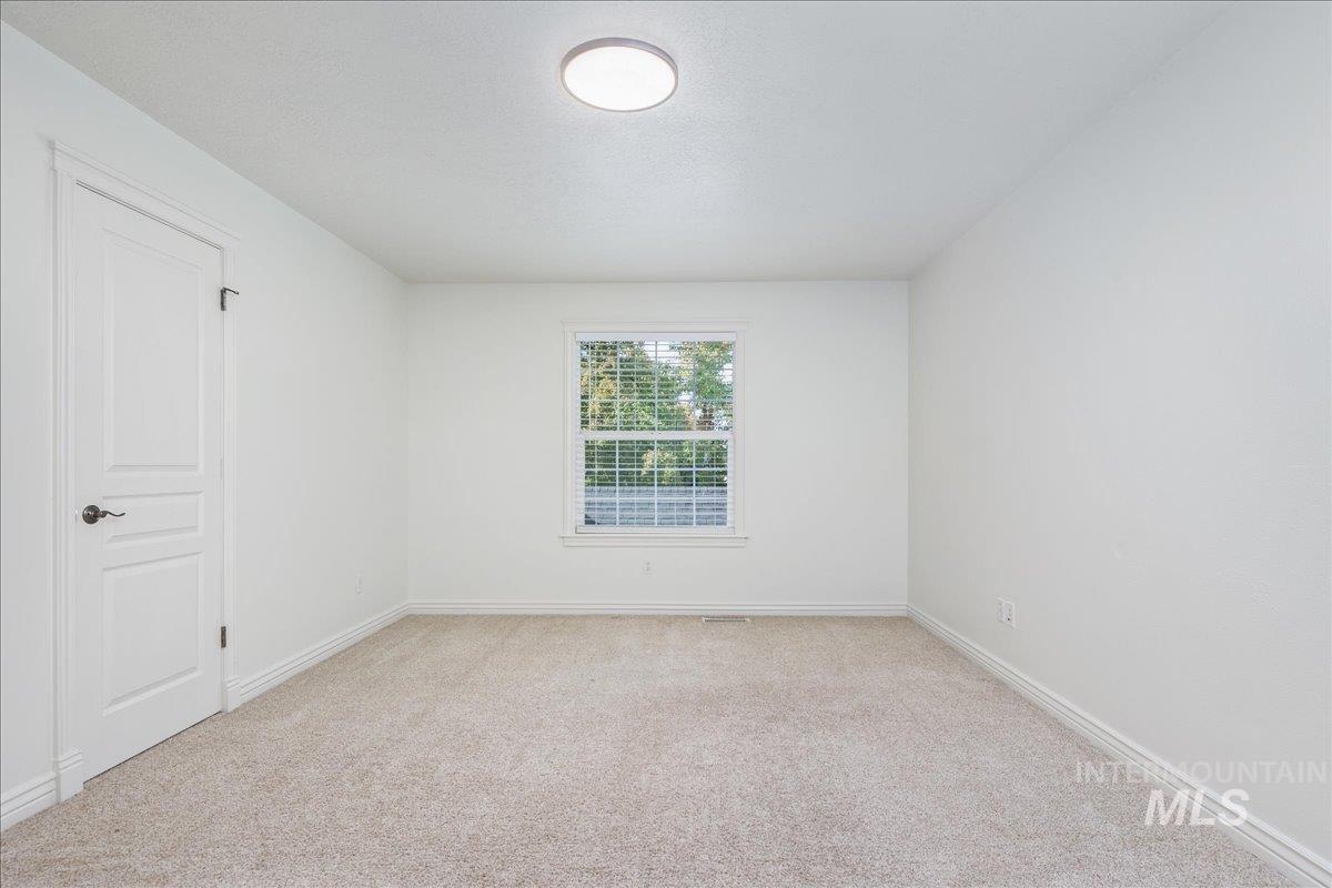 216 N Story Book Way, Eagle, Idaho 83616-4891, 5 Bedrooms, 2.5 Bathrooms, Residential For Sale, Price $750,000, 98966109