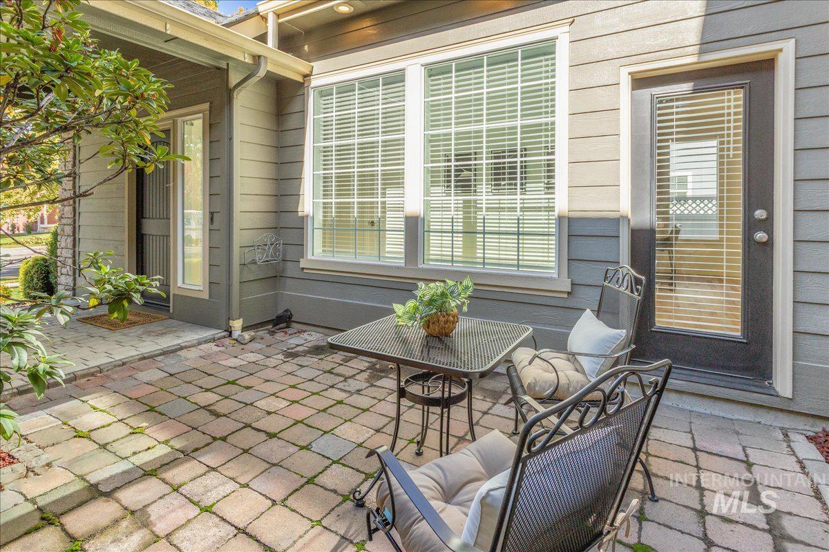 216 N Story Book Way, Eagle, Idaho 83616-4891, 5 Bedrooms, 2.5 Bathrooms, Residential For Sale, Price $750,000, 98966109