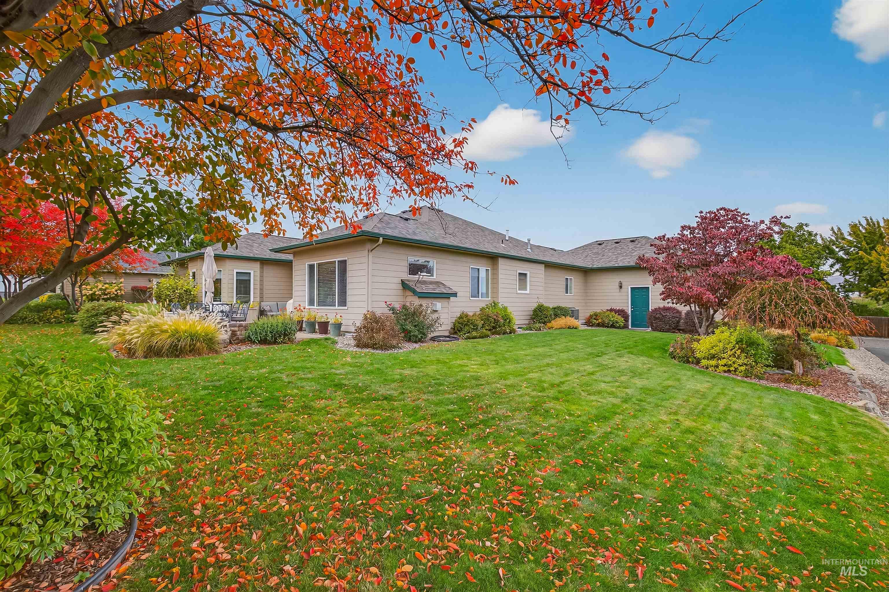 2127 Quailridge Ct, Clarkston, Washington 99403, 3 Bedrooms, 2 Bathrooms, Residential For Sale, Price $549,900, 98966114