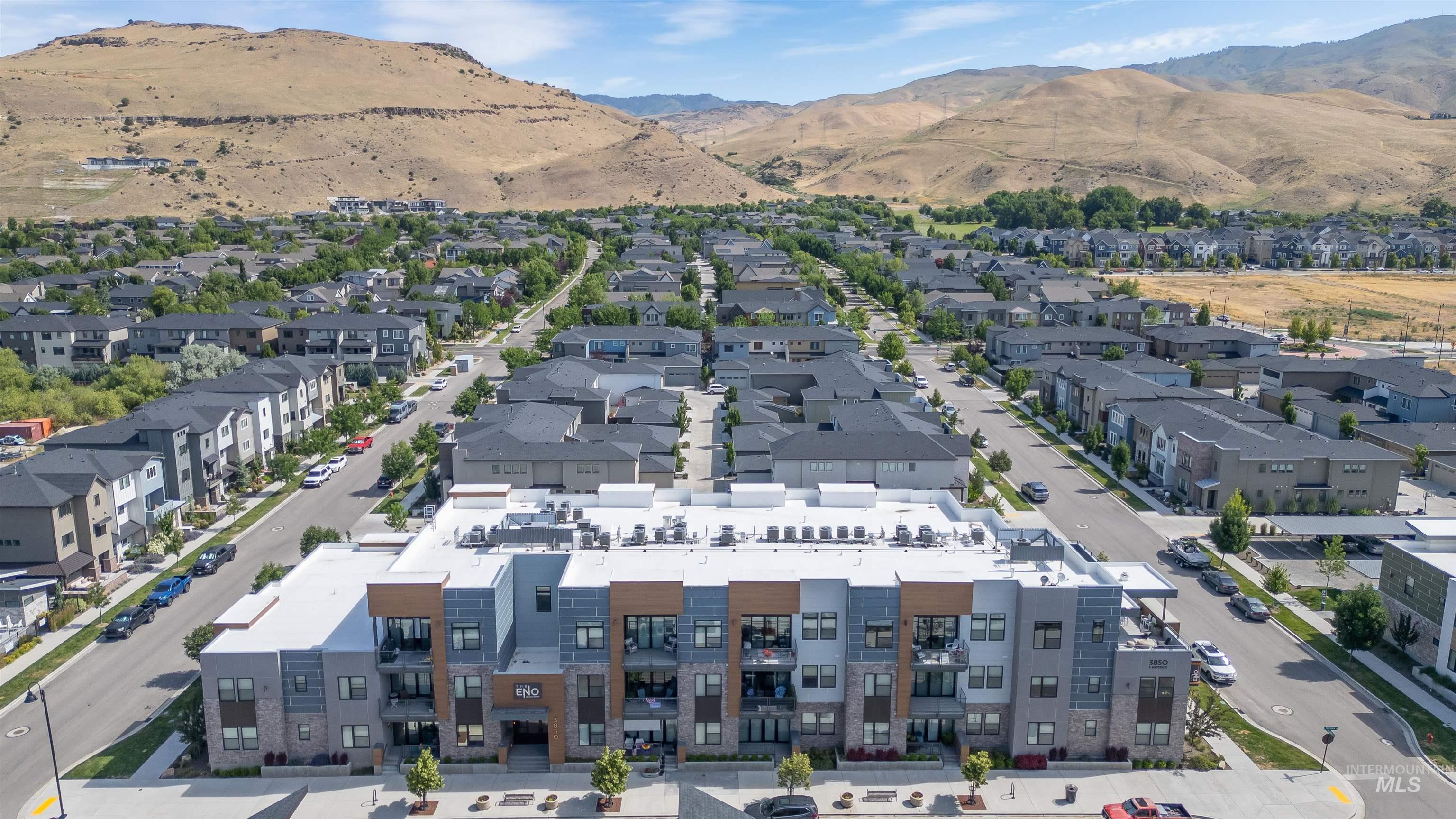 3850 E Haystack St., Boise, Idaho 83716-5885, 2 Bedrooms, 2 Bathrooms, Residential For Sale, Price $429,900, 98966118