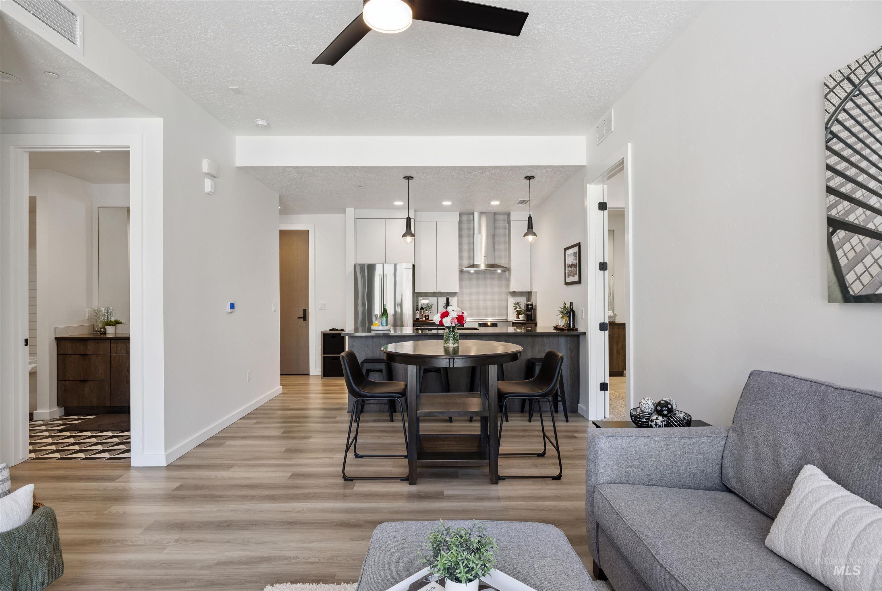 3850 E Haystack St., Boise, Idaho 83716-5885, 2 Bedrooms, 2 Bathrooms, Residential For Sale, Price $429,900, 98966118