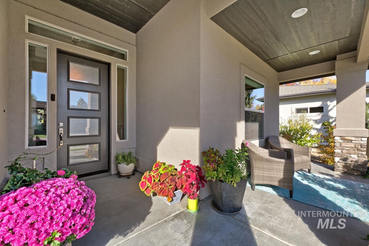 1833 N Monterossa, Eagle, Idaho 83616, 3 Bedrooms, 2.5 Bathrooms, Residential For Sale, Price $839,000, 98966120