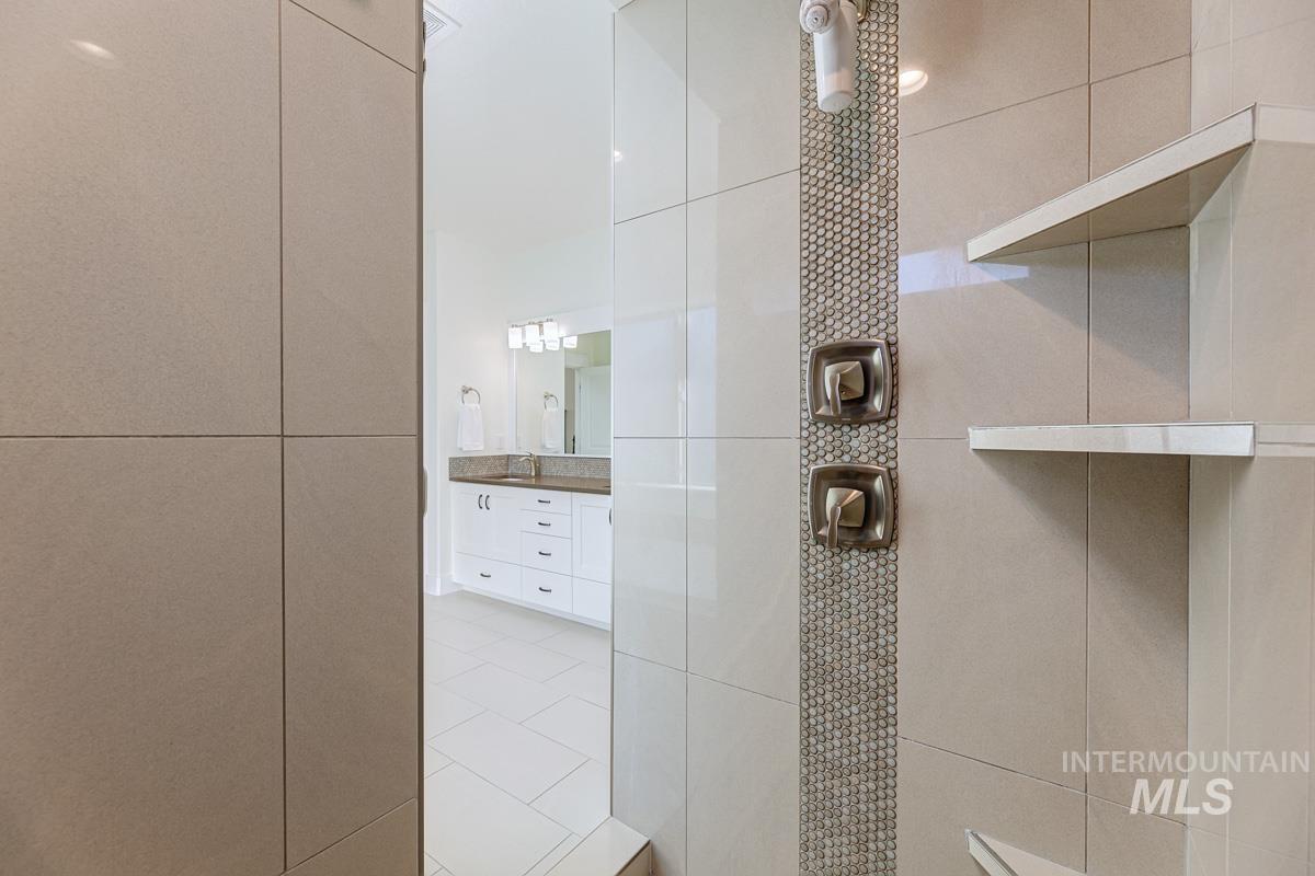 1833 N Monterossa, Eagle, Idaho 83616, 3 Bedrooms, 2.5 Bathrooms, Residential For Sale, Price $839,000, 98966120