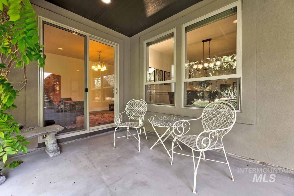 1833 N Monterossa, Eagle, Idaho 83616, 3 Bedrooms, 2.5 Bathrooms, Residential For Sale, Price $839,000, 98966120